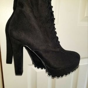 Remi Black Lace Up boot Knee high Shoedazzle